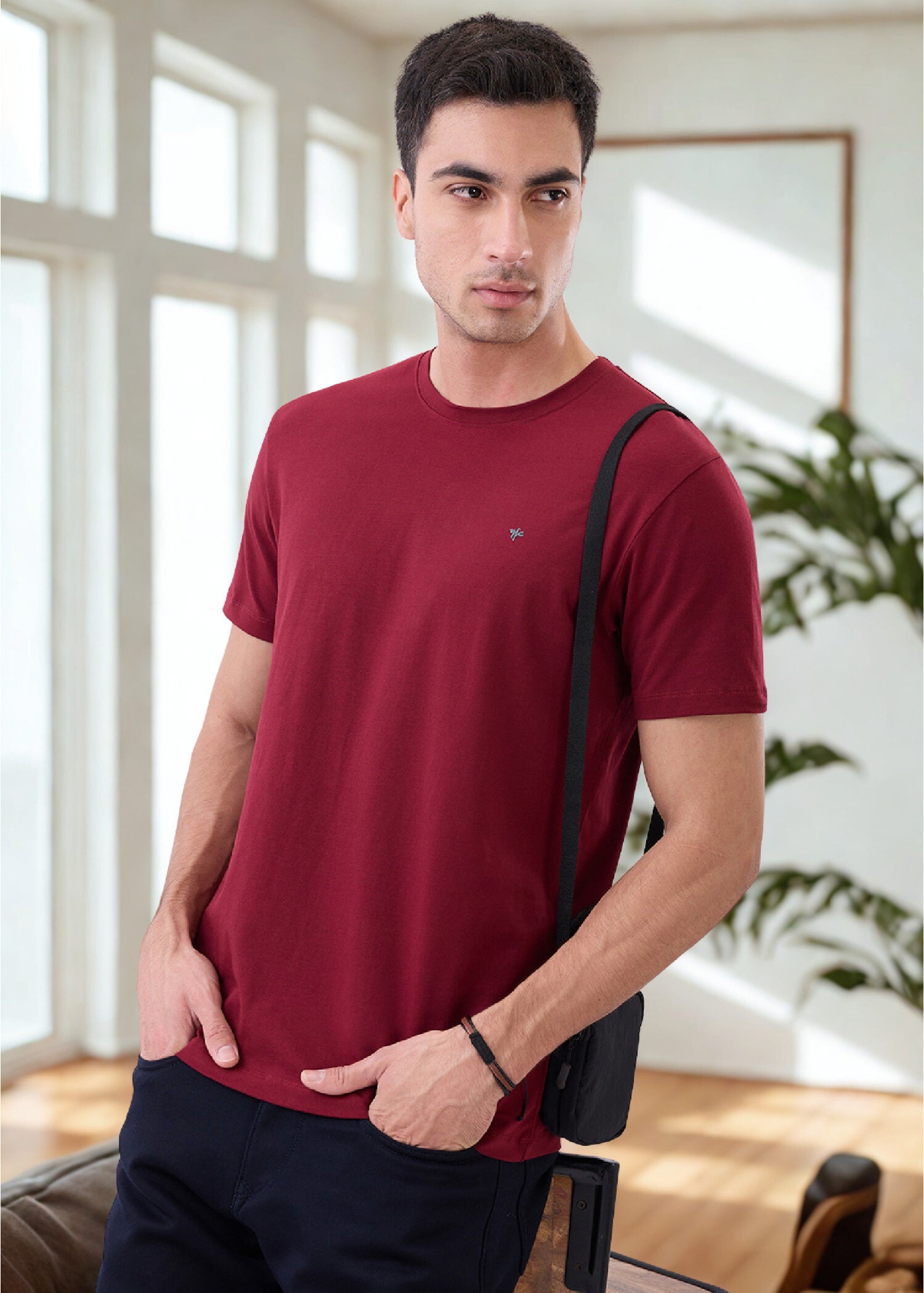 Arch Solid Half Sleeve T-Shirt: Maroon