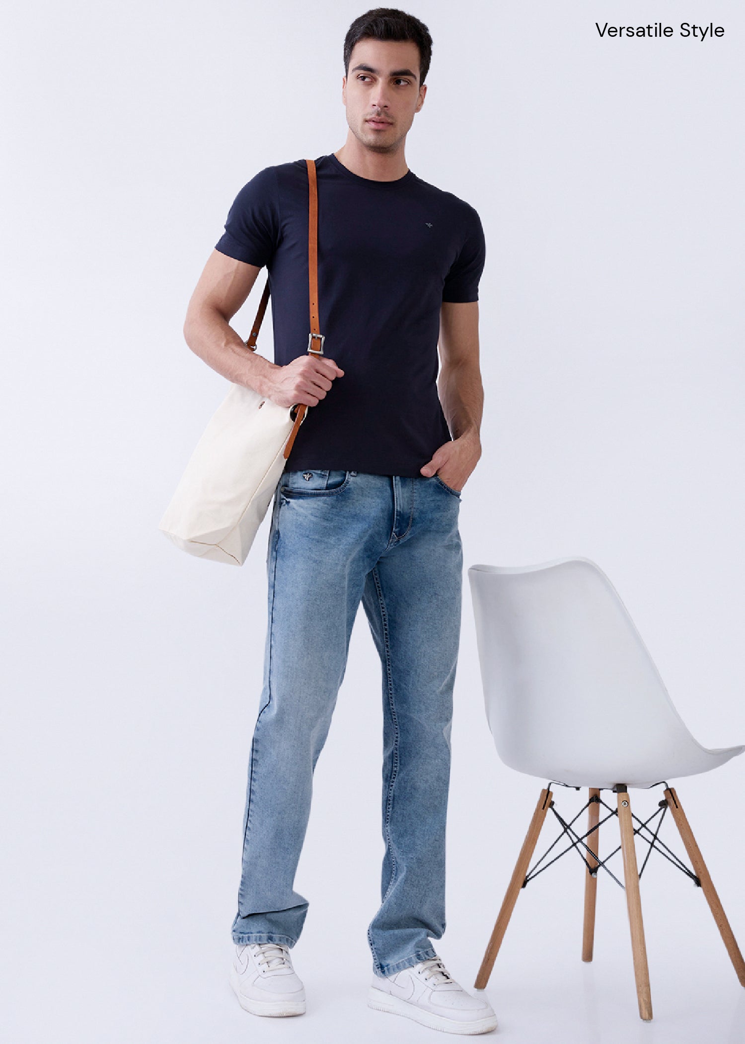 Arch Solid Half Sleeve T-Shirt: Navy