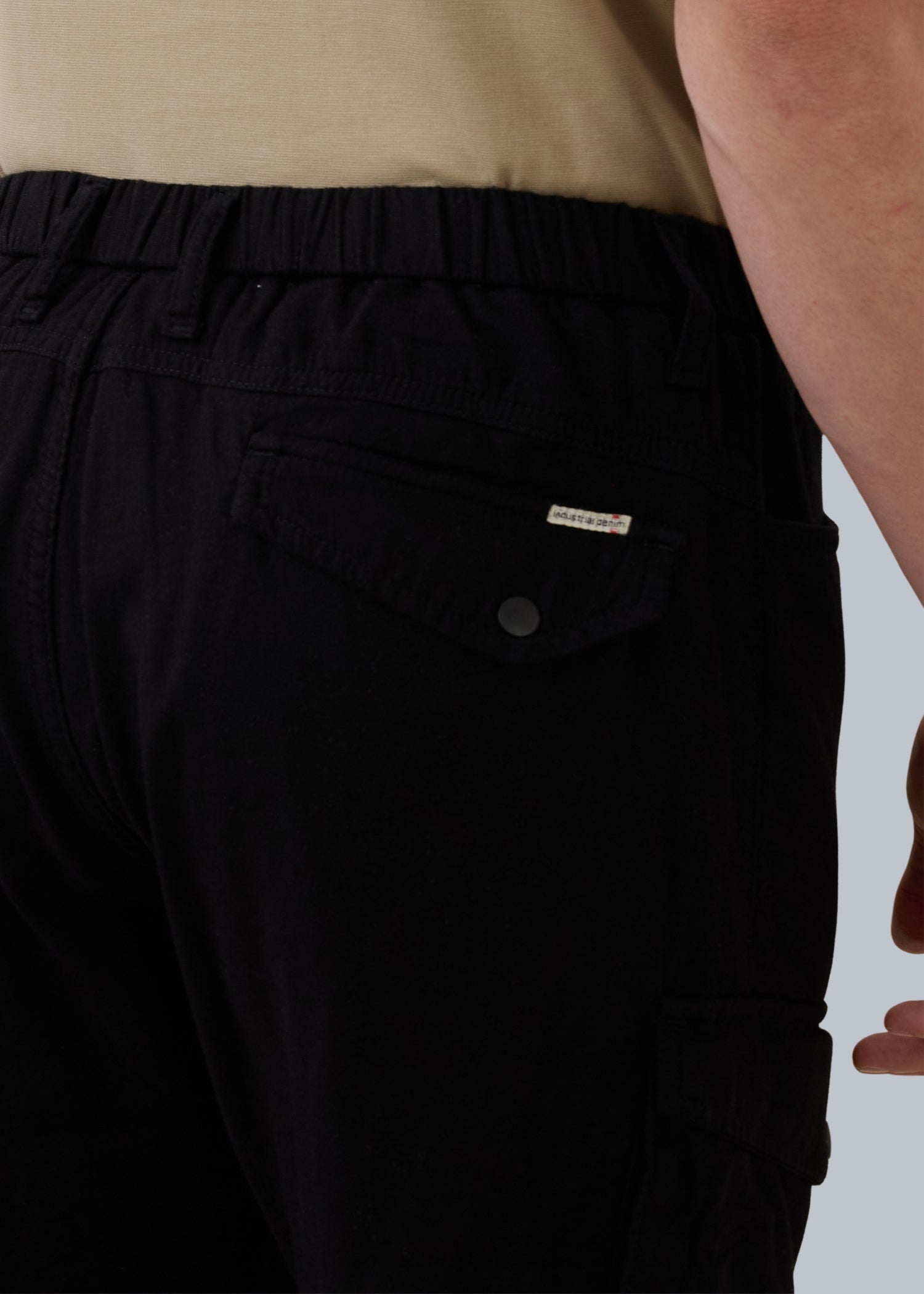 Canopy Linen Relaxed Cargo: Black