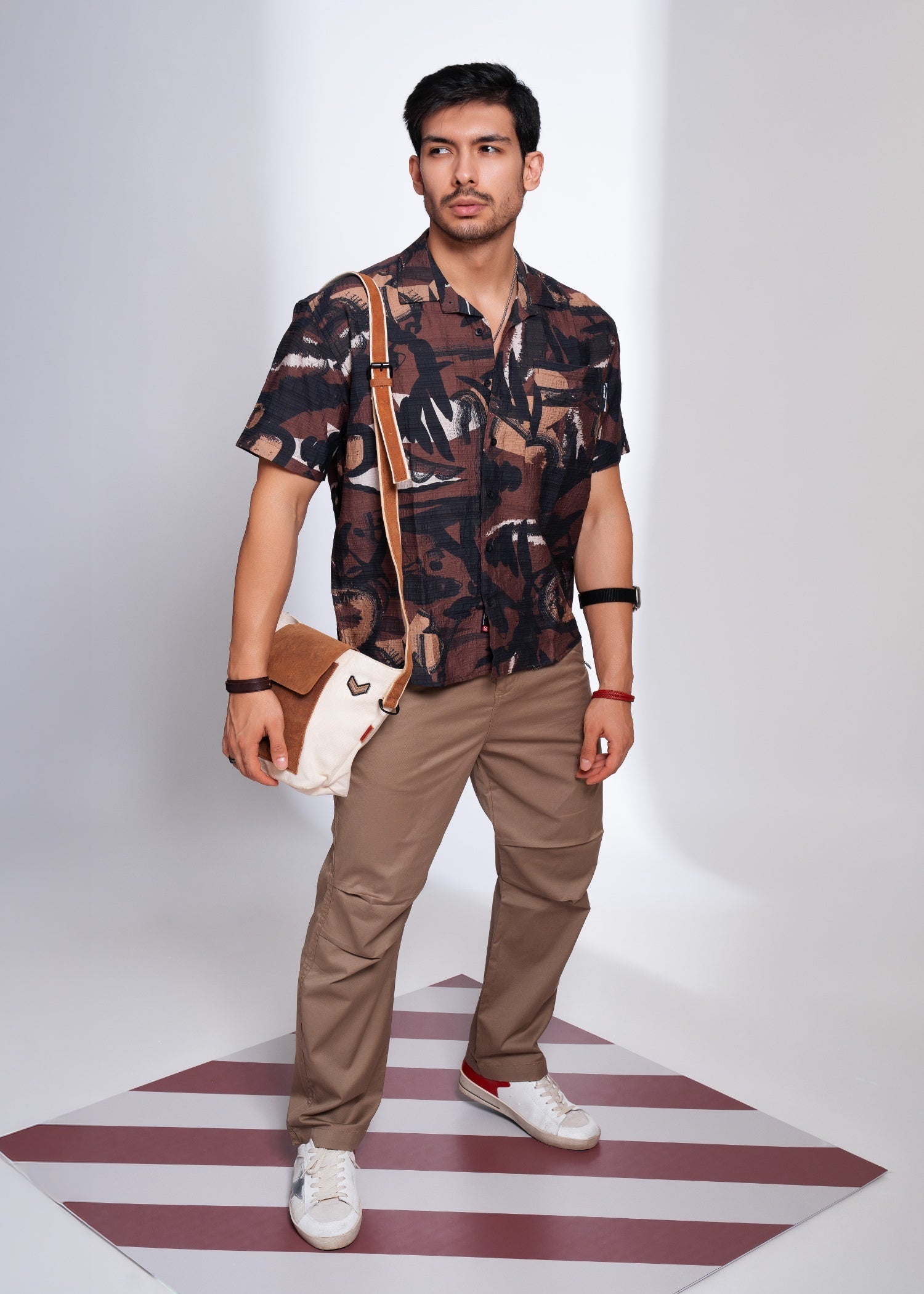 VOSBURG H/S Oversized Half Shirt