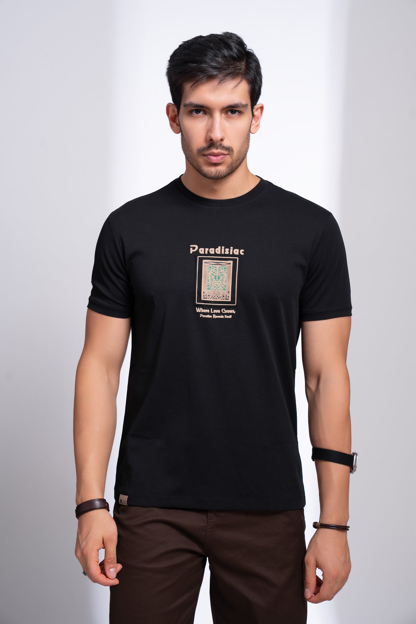 Viewer Round Neck T-Shirt for Men | Everyday Minimal Tee