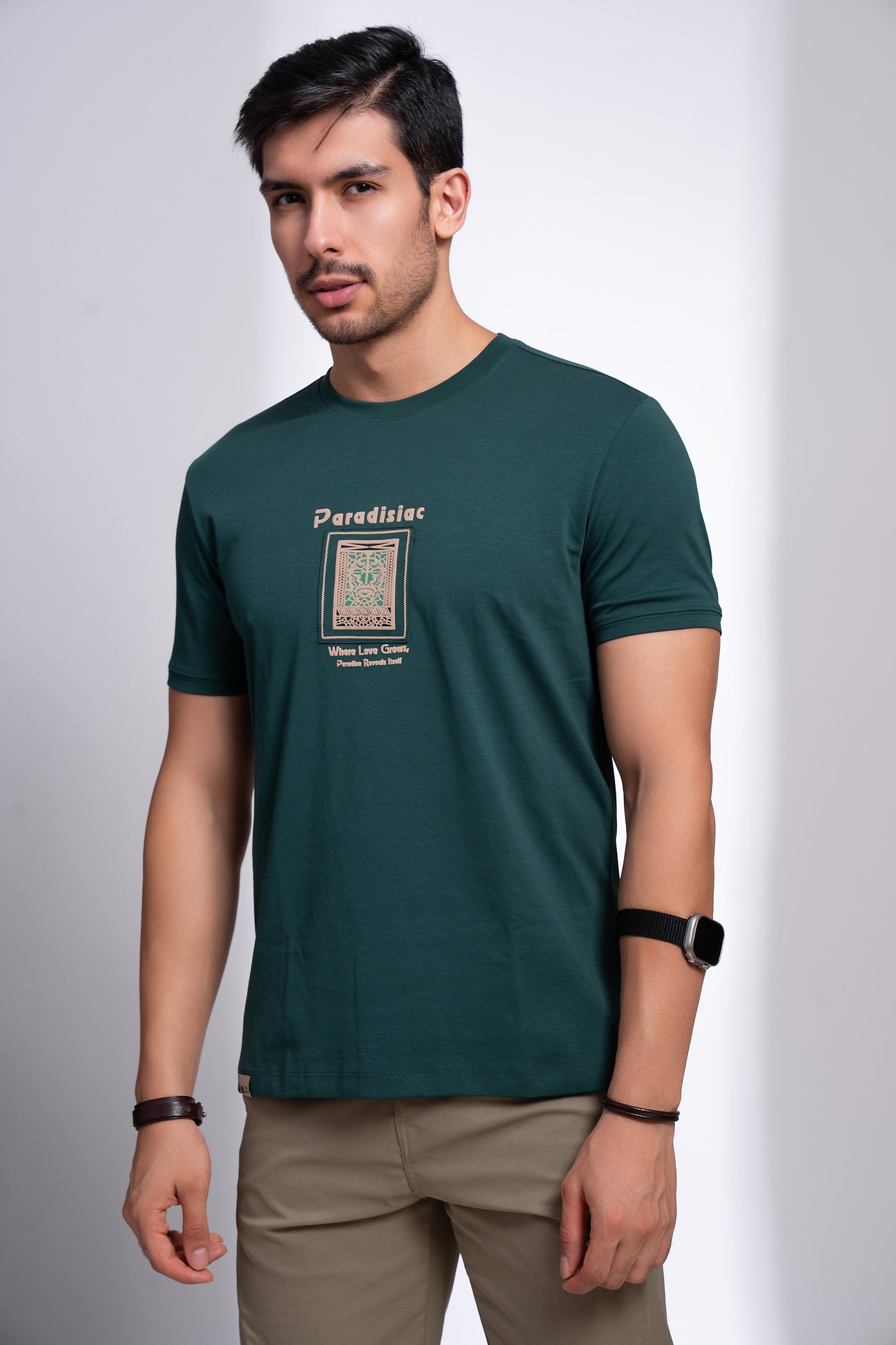 Viewer Round Neck T-Shirt for Men | Everyday Minimal Tee
