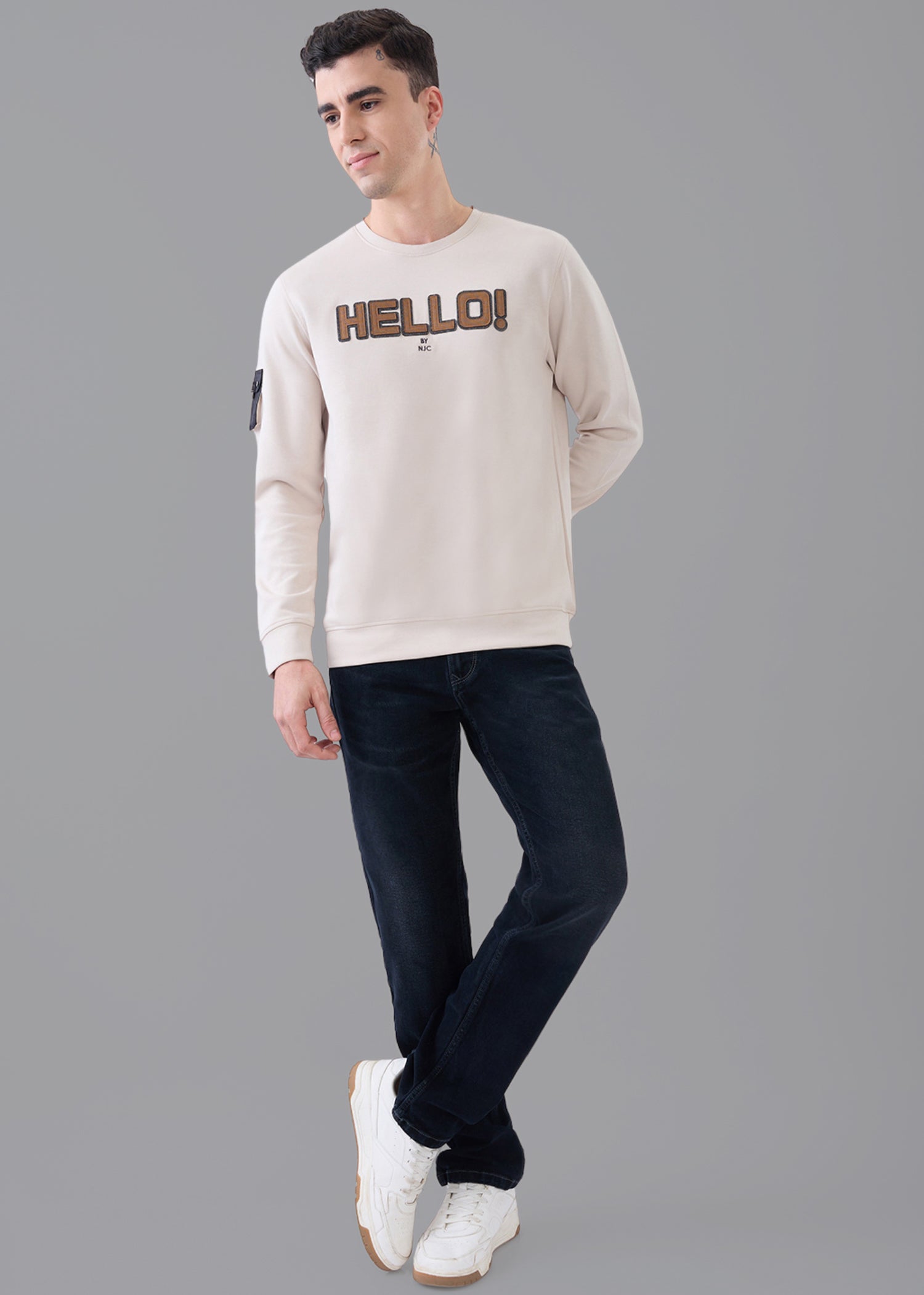 Hello Graphic T-Shirt: Fawn