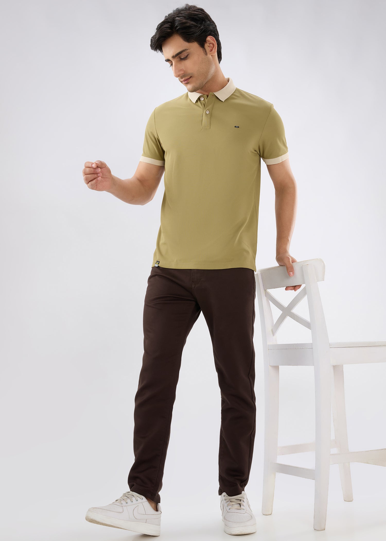 Icon Ankle Fit Trouser: Brown