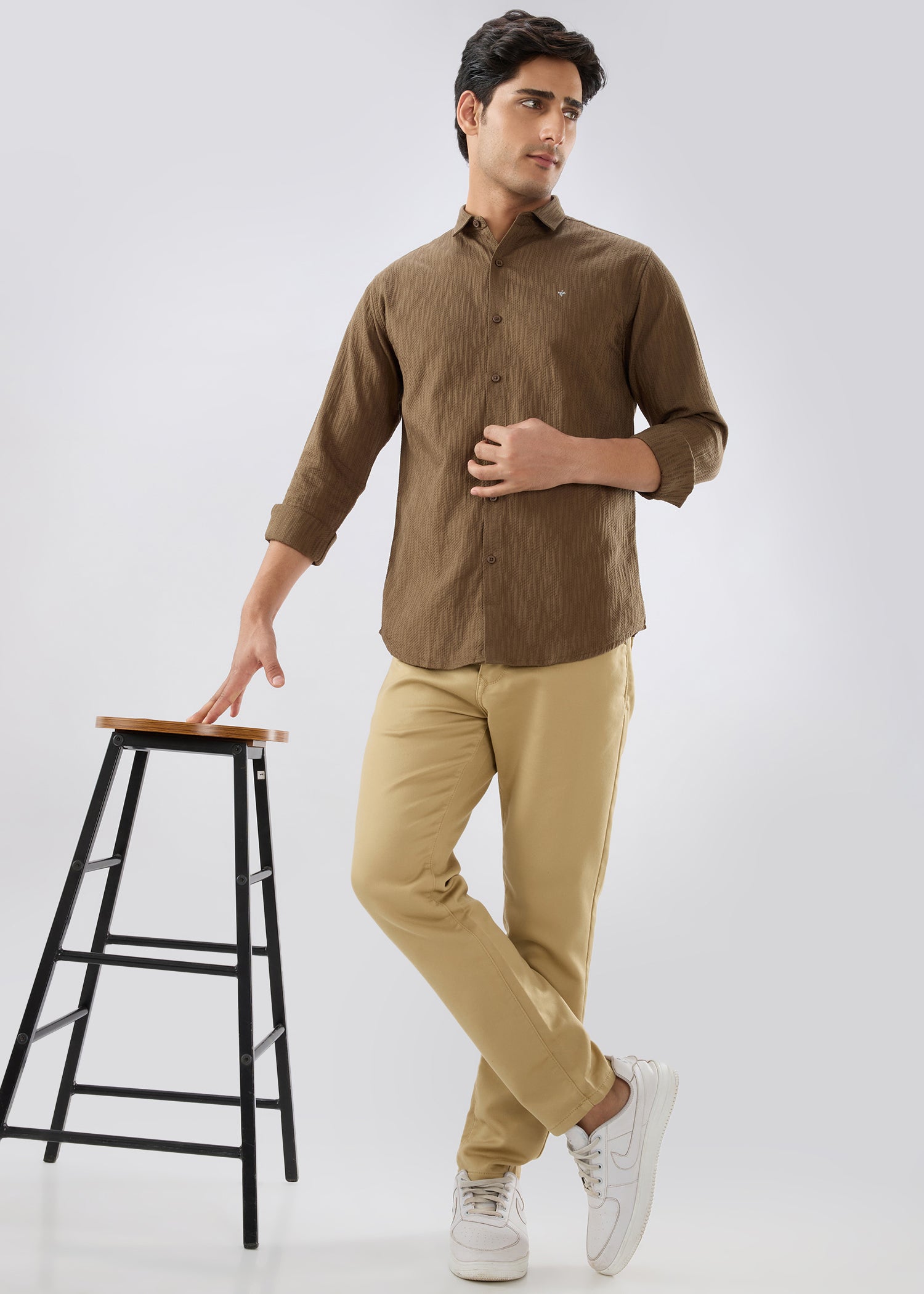 Icon Ankle Fit Trouser: Khaki
