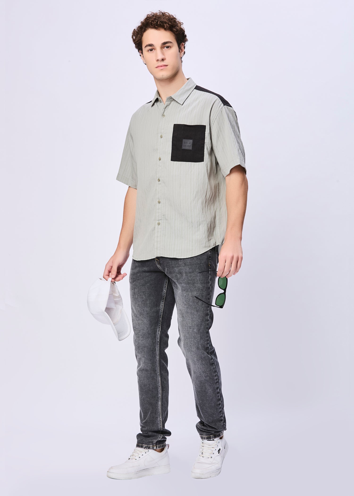 Weyburn Colourblocked Oversized Shirt: Grey