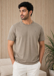 Arch Solid Half Sleeve T-Shirt: Dark Brown