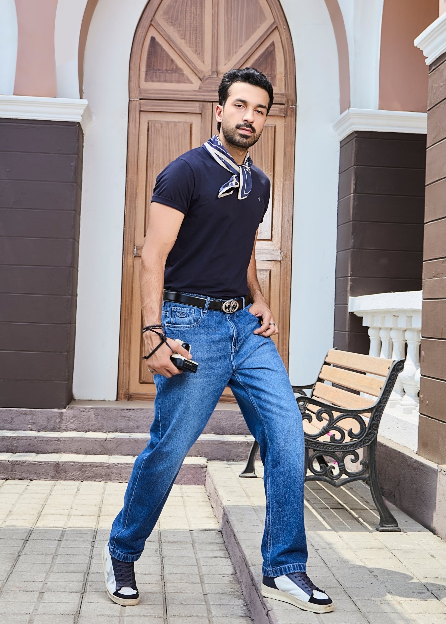 Arch Solid Half Sleeve T-Shirt: Navy