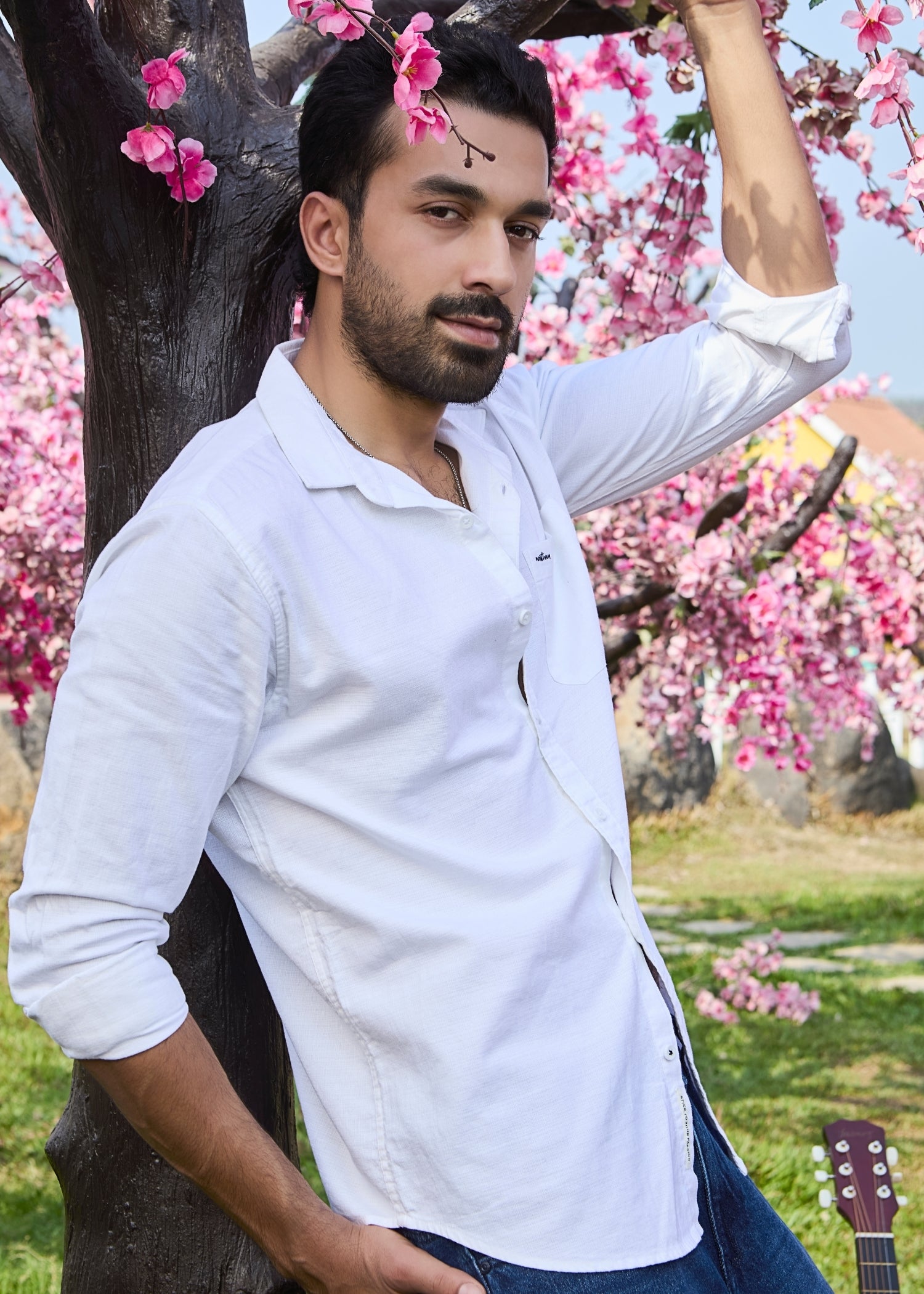 Nostrum Contain Solid Full Sleeve White Shirt for Men