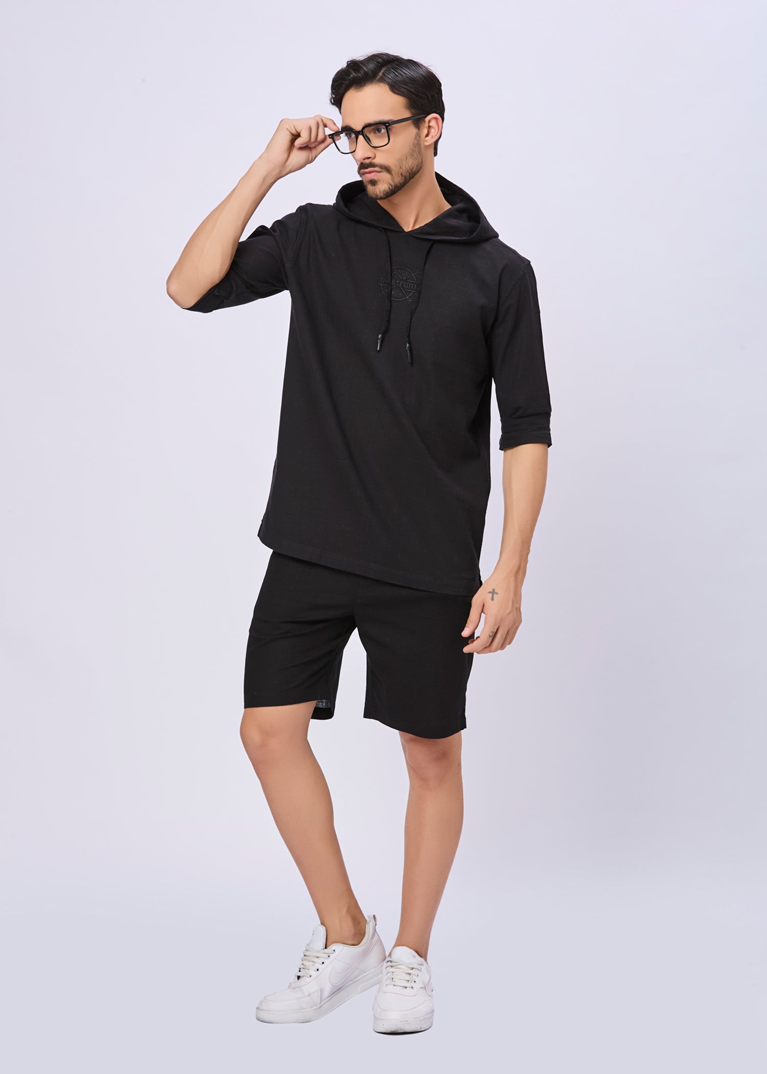 Simcox Solid Hoodie: Black