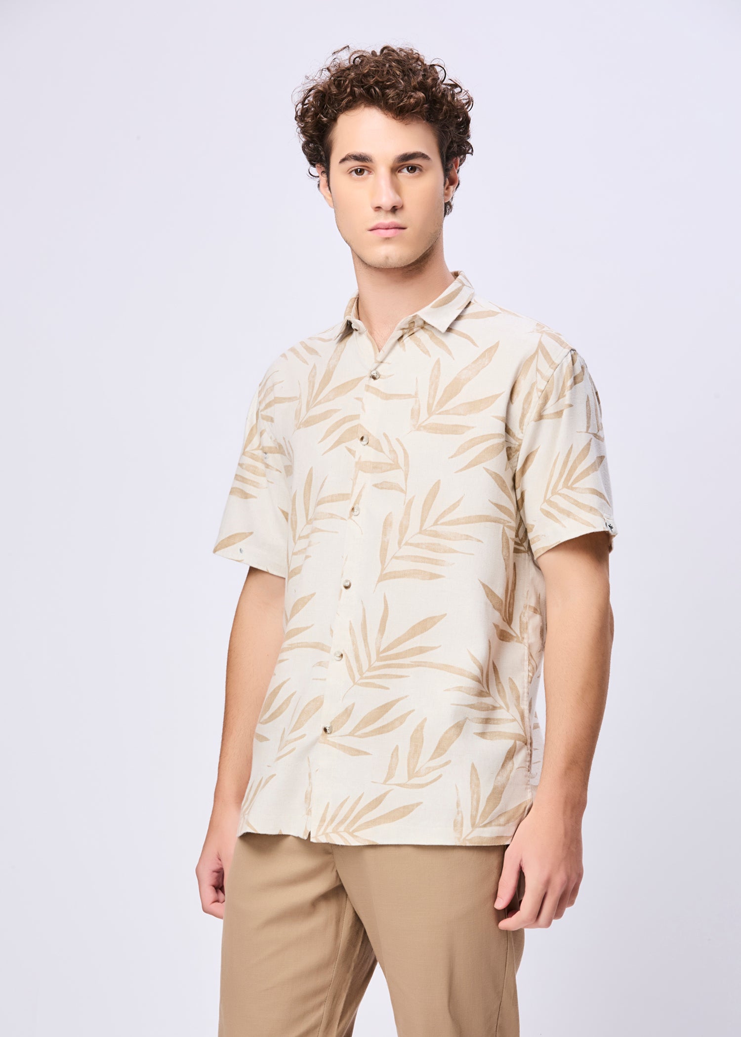 Kelley Tropical Leaf Print Casual Shirt